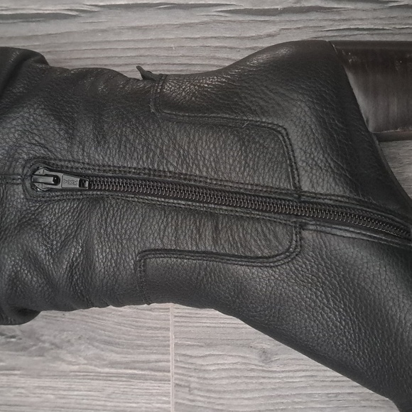 VIONIC LOLITA BLACK pebbled leather block high heel slouchy boots coastal SZ 7 - Picture 12 of 12